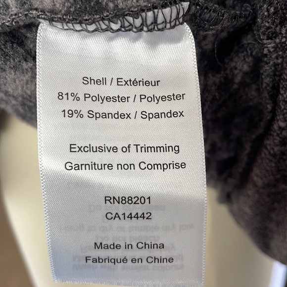 Mondetta Quality Brown Cropped Mock Turtleneck Sweatshirt w/Thumb Holes - XL - Picture 13 of 14